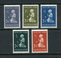 Netherlands Scott B129-33 Mounted Mint Set